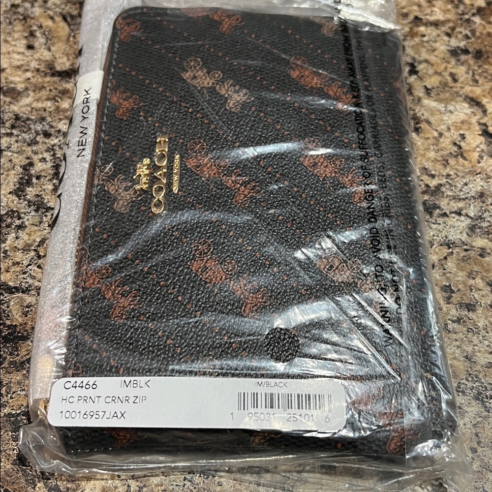 Coach Corner Zip Wristlet With Horse And Carriage Dot Print - Picture 3 of 6